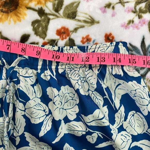 Maree Maree Sleep Set Womens L Blue White Floral Satin Tank & Shorts Loungewear - Picture 6 of 13